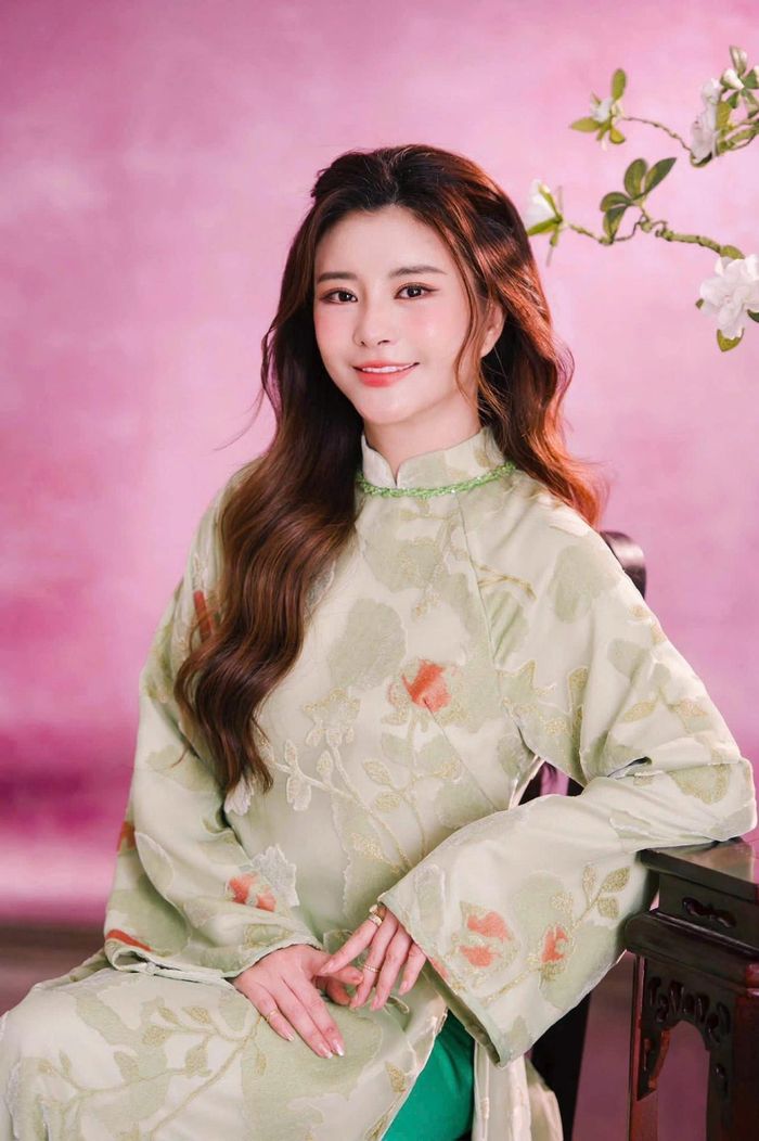 Động thái &#8216;lạ&#8217; của diễn viên Phương Oanh, không nhận ra NSND Thu Quế