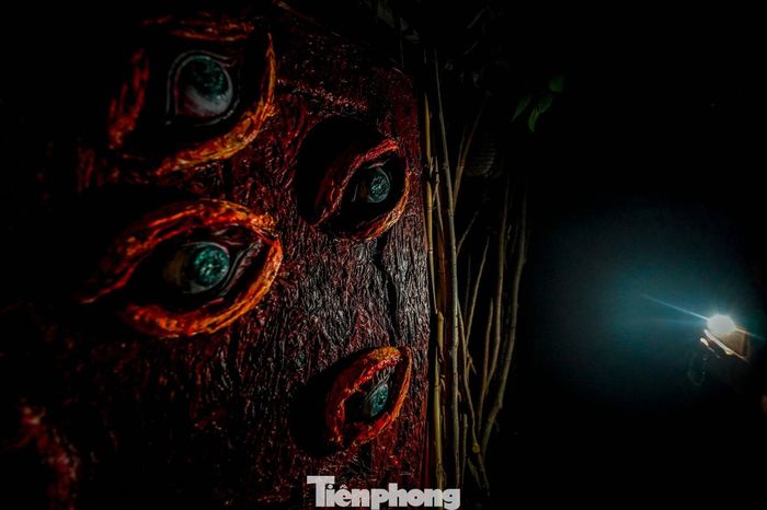 Giới trẻ trải nghiệm ‘thoát khỏi phòng kín’ dịp Halloween