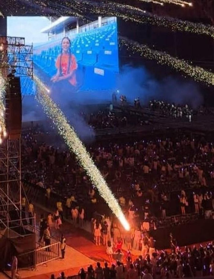 Khán giả hoảng loạn, bỏ chạy sau sự cố ở concert Em xinh