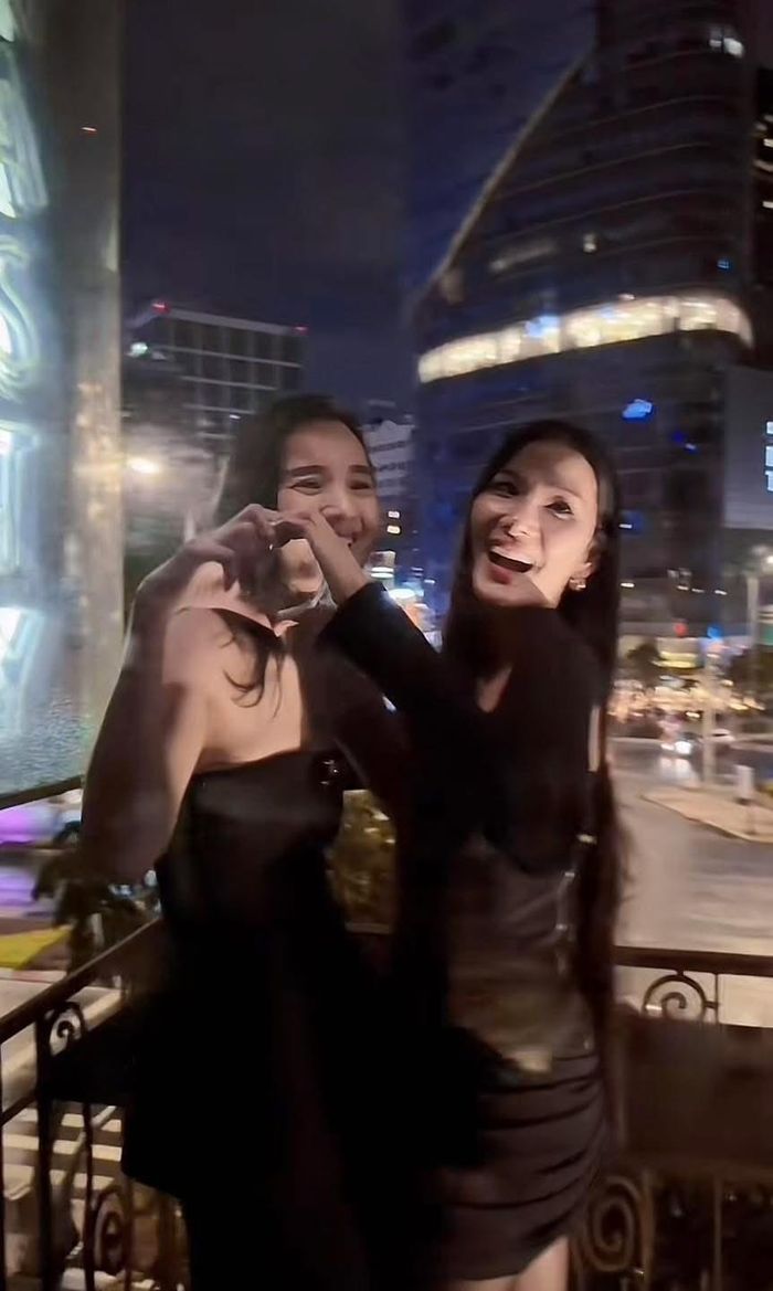 Lê Thúy xin lỗi Hoàng Thùy