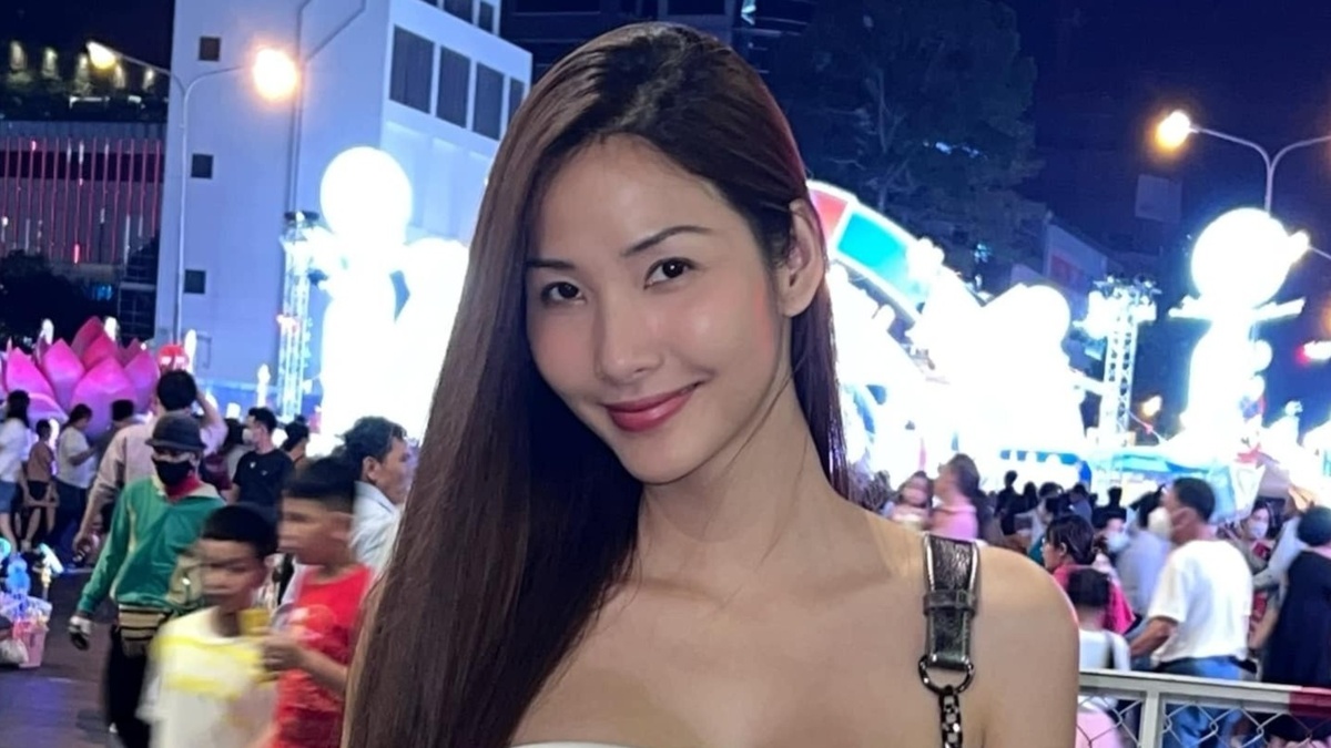 Lê Thúy xin lỗi Hoàng Thùy