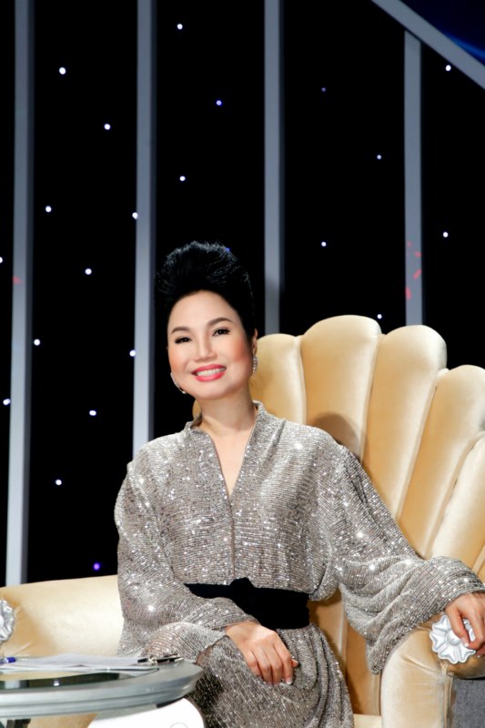 Ca sĩ Thùy Trang trải lòng về “lời hứa bỏ quên” với cha mẹ