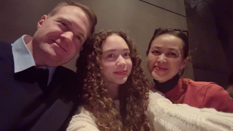 <strong>Diễn viên – Siêu mẫu Ngọc Nga chia sẻ loạt ảnh đời thường dễ thương cùng ông xã và các con ở Mỹ</strong>