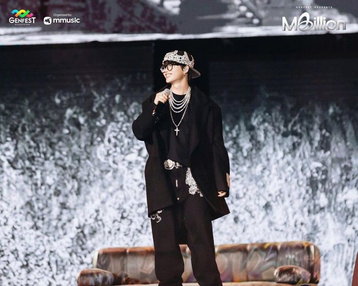 Cuộc đụng độ căng não của Hieuthuhai