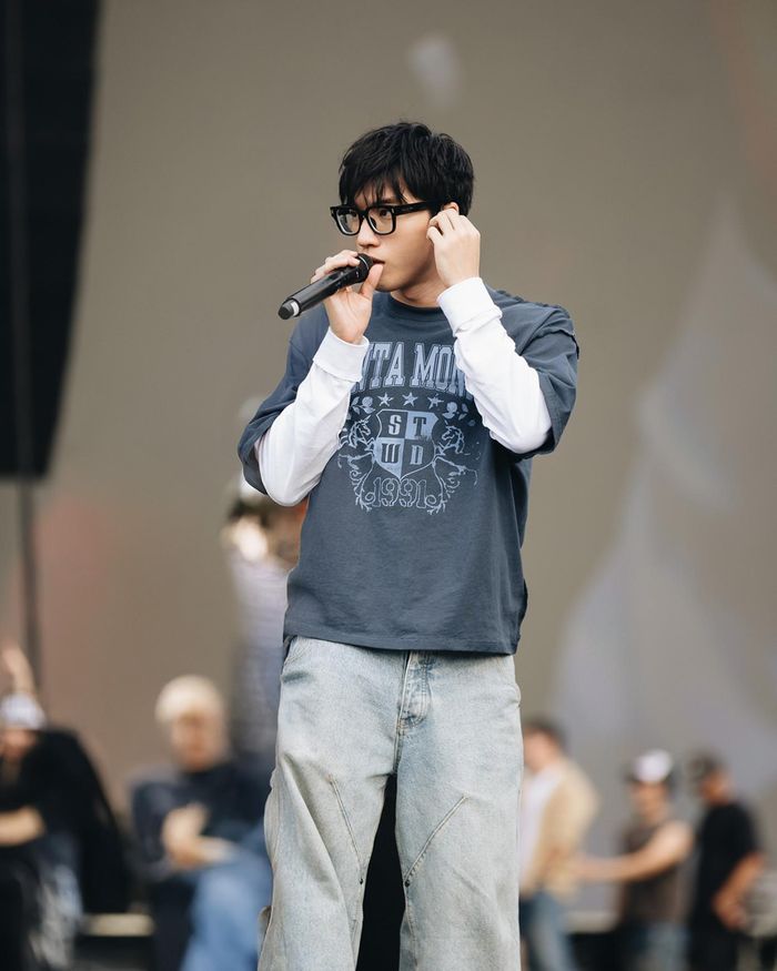 Hàng nghìn người hóng Hieuthuhai