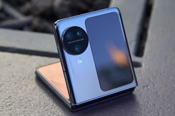 Smartphone màn hình gập của Oppo giảm giá gần 9 triệu đồng tại Việt Nam