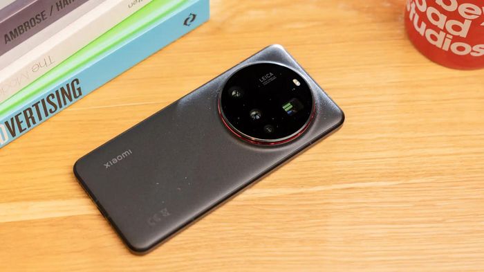 8 smartphone tốt nhất năm 2025 theo từng tiêu chí