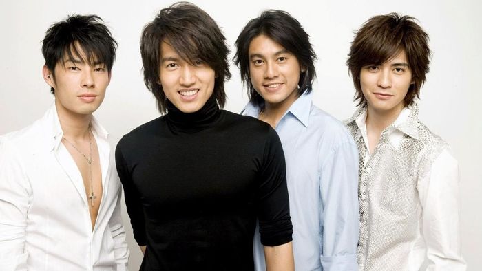 Màn ‘đâm sau lưng’ chấn động showbiz