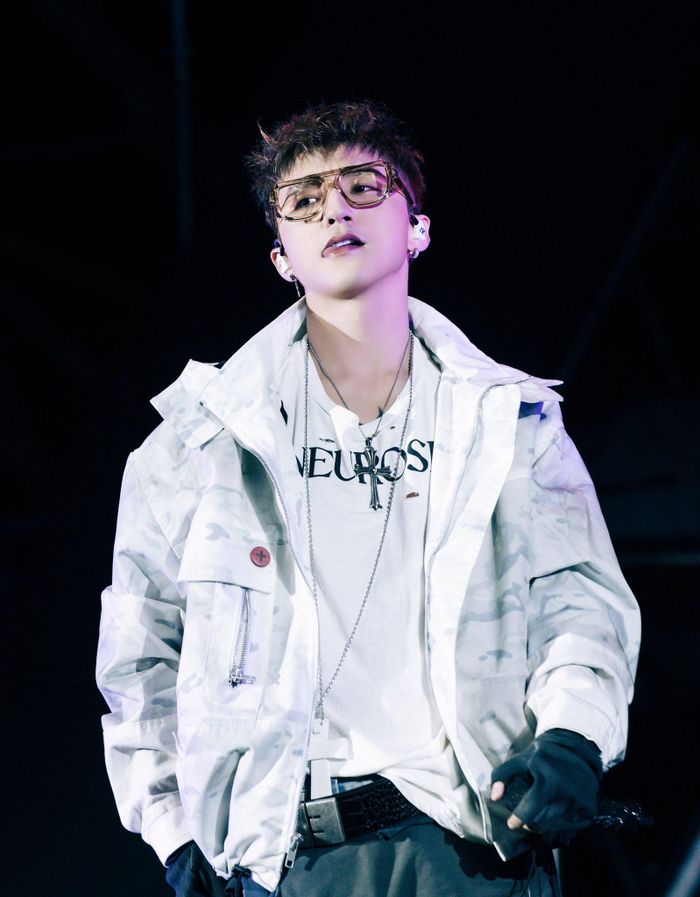 Rủi ro của 3 sao nam đông fan nhất Việt Nam