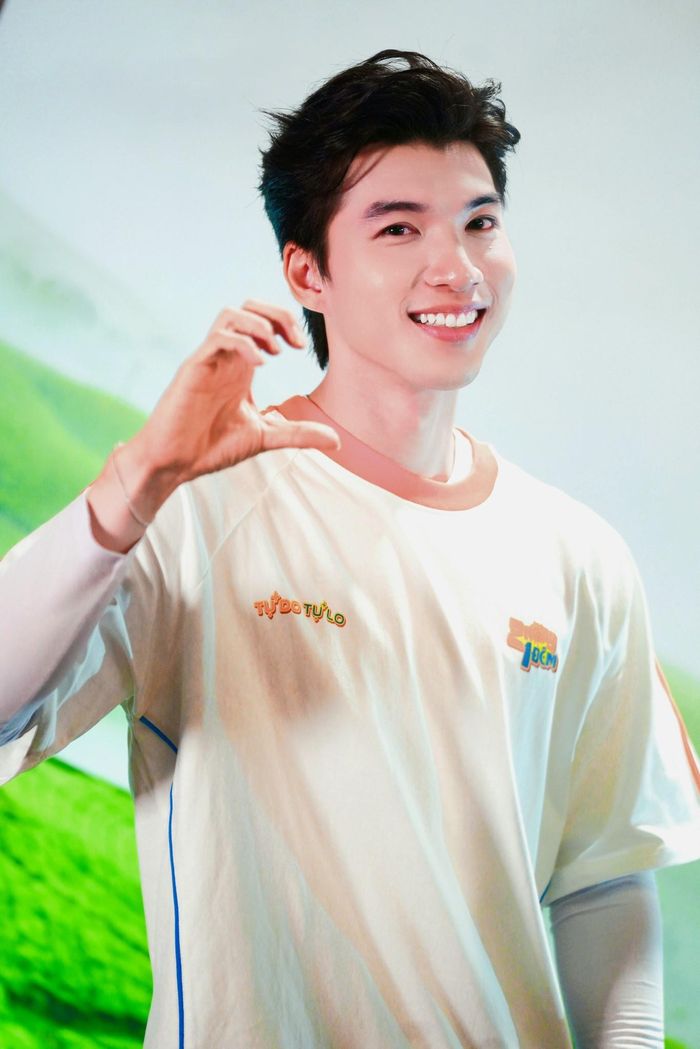 Rủi ro của 3 sao nam đông fan nhất Việt Nam