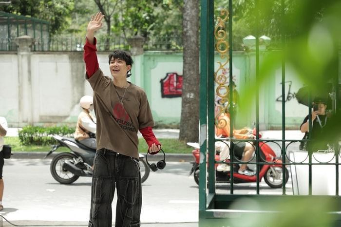 Anh Tú Atus thành ‘chàng thơ’ của Trường Giang