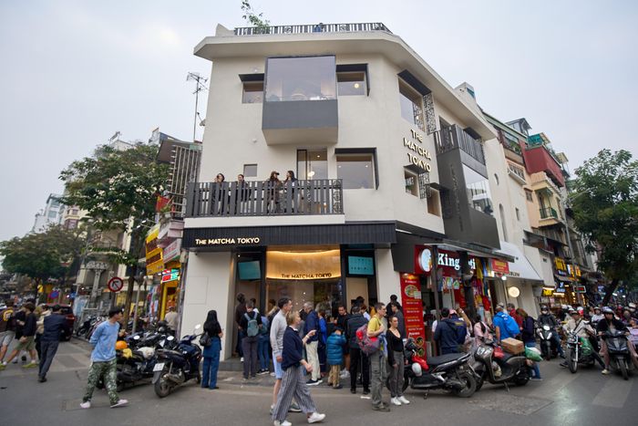 Có gì ở ly ‘matcha latte đắt nhất Nhật Bản’ ở Hà Nội?