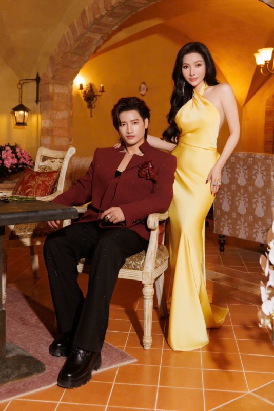 Đỗ Minh Quân mang không khí Tết đến với mọi nhà bằng MV Xuân Huyên Náo