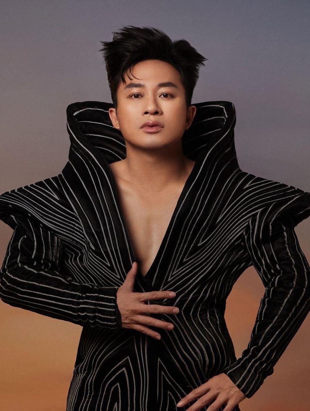 Cạnh tranh gay gắt nghệ sỹ – công nghệ