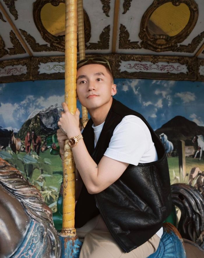 Đồng hồ Rolex hơn 1 tỷ đồng trên tay Sơn Tùng M-TP