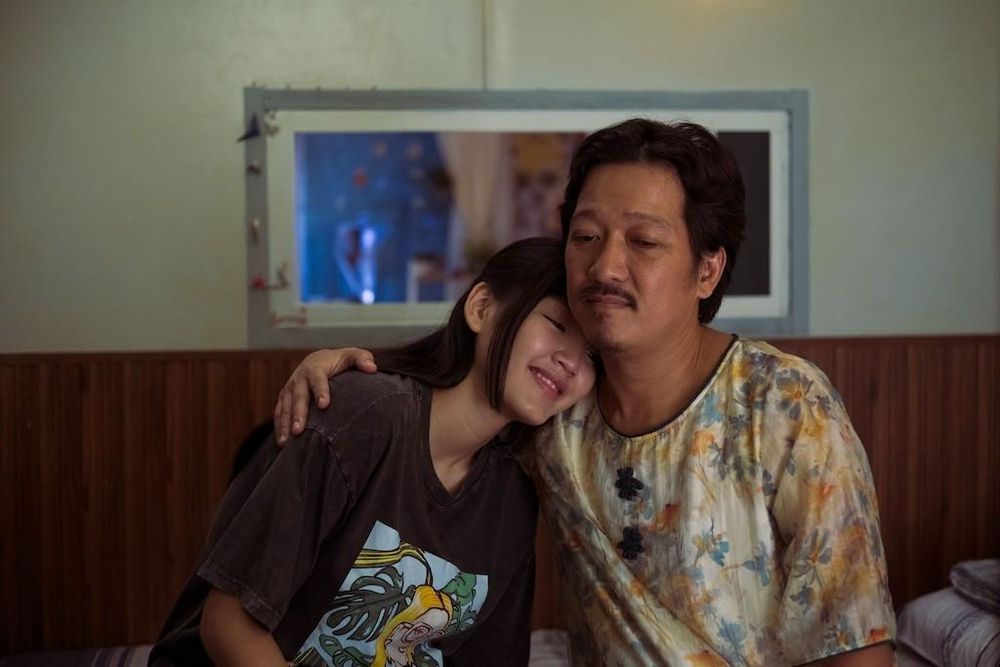 Dù gây tranh cãi, phim Tết của Trường Giang vẫn cán mốc doanh thu 100 tỷ đồng