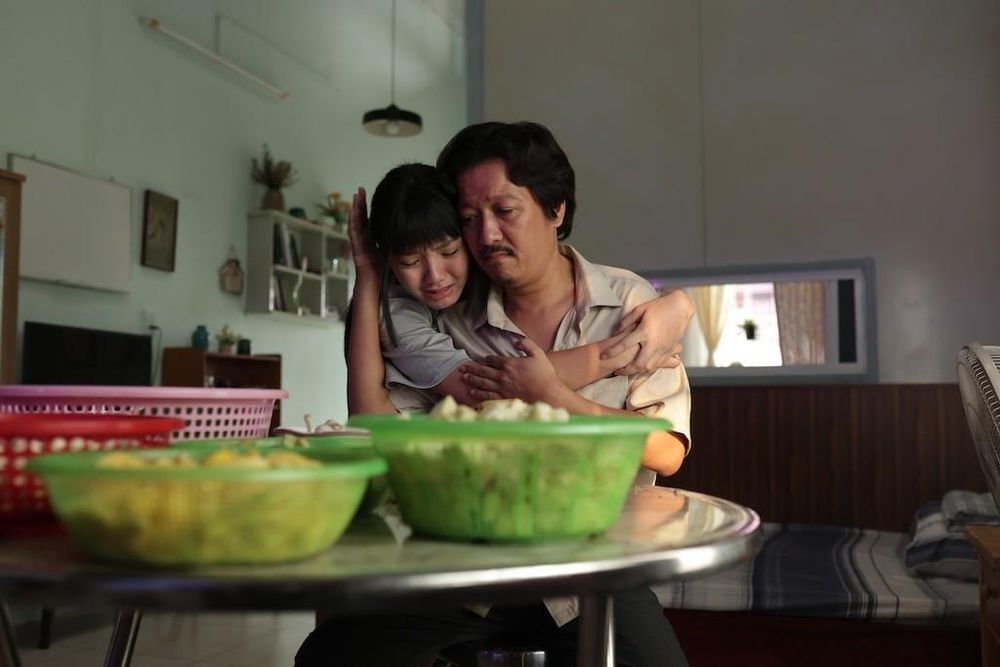 Dù gây tranh cãi, phim Tết của Trường Giang vẫn cán mốc doanh thu 100 tỷ đồng