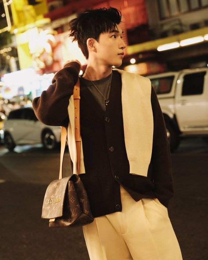 Ảnh Hieuthuhai ở Thái Lan gây chú ý