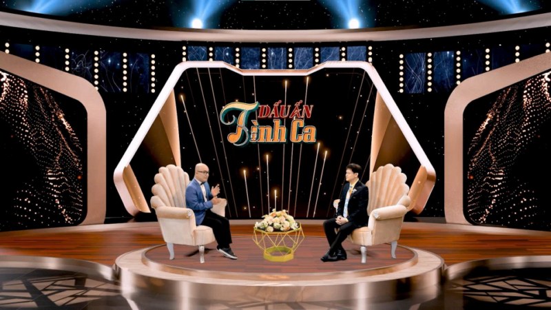 Ca sĩ Dương Hồng Loan thừa nhận may mắn giữ được tình yêu từ thời học sinh đến hiện tại